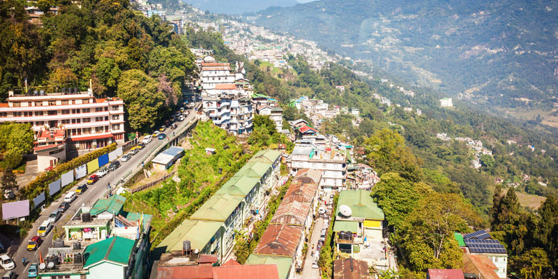 Common Taxi Scams to Avoid in Darjeeling and Gangtok