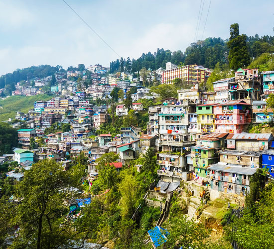 Discover the enthralling hills of Darjeeling